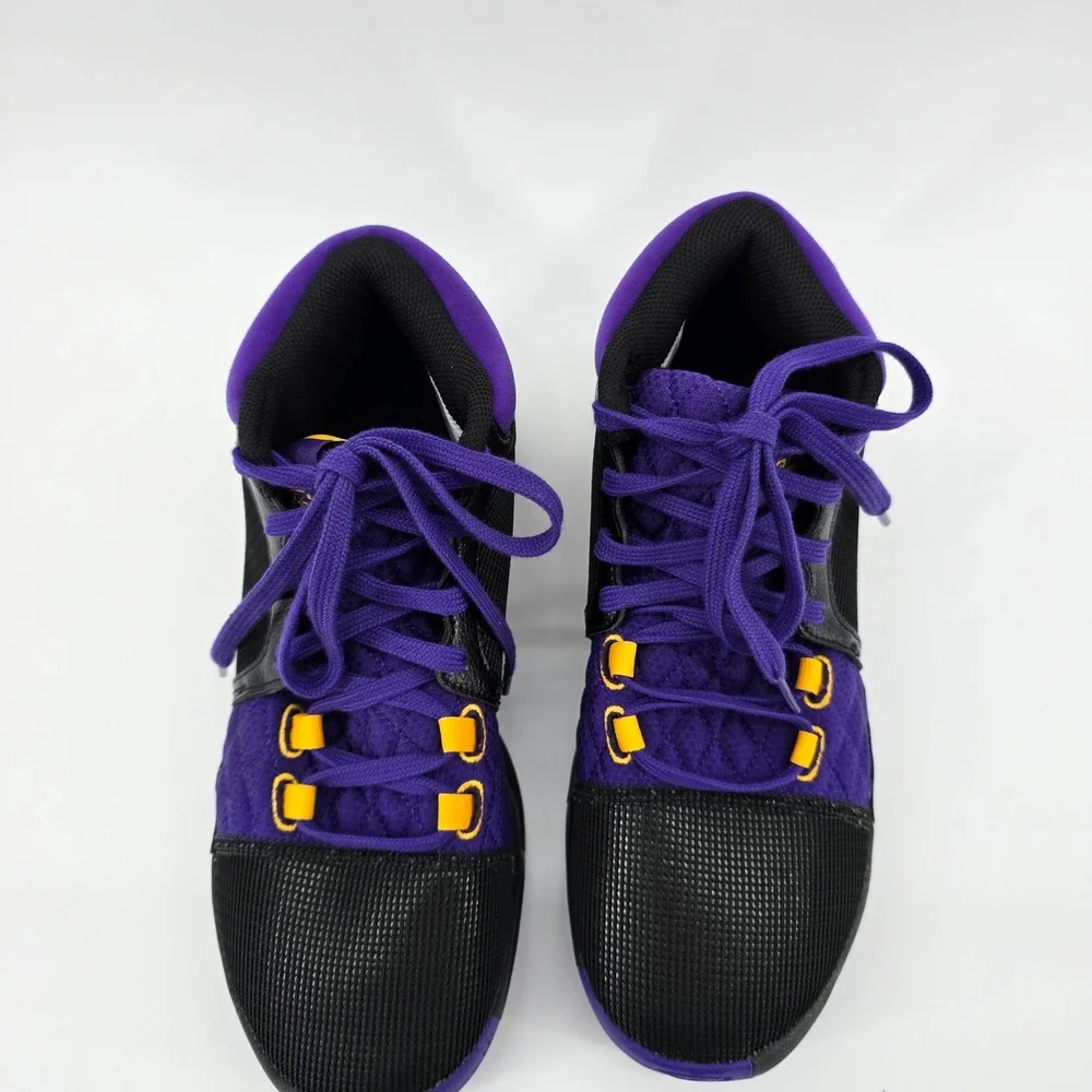 Nike LeBron Witness VIII Basketball Mens Lakers Black Purple Size 8 NWOT